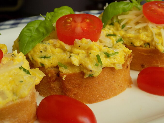 Homemade Yeast Spread with Cheese