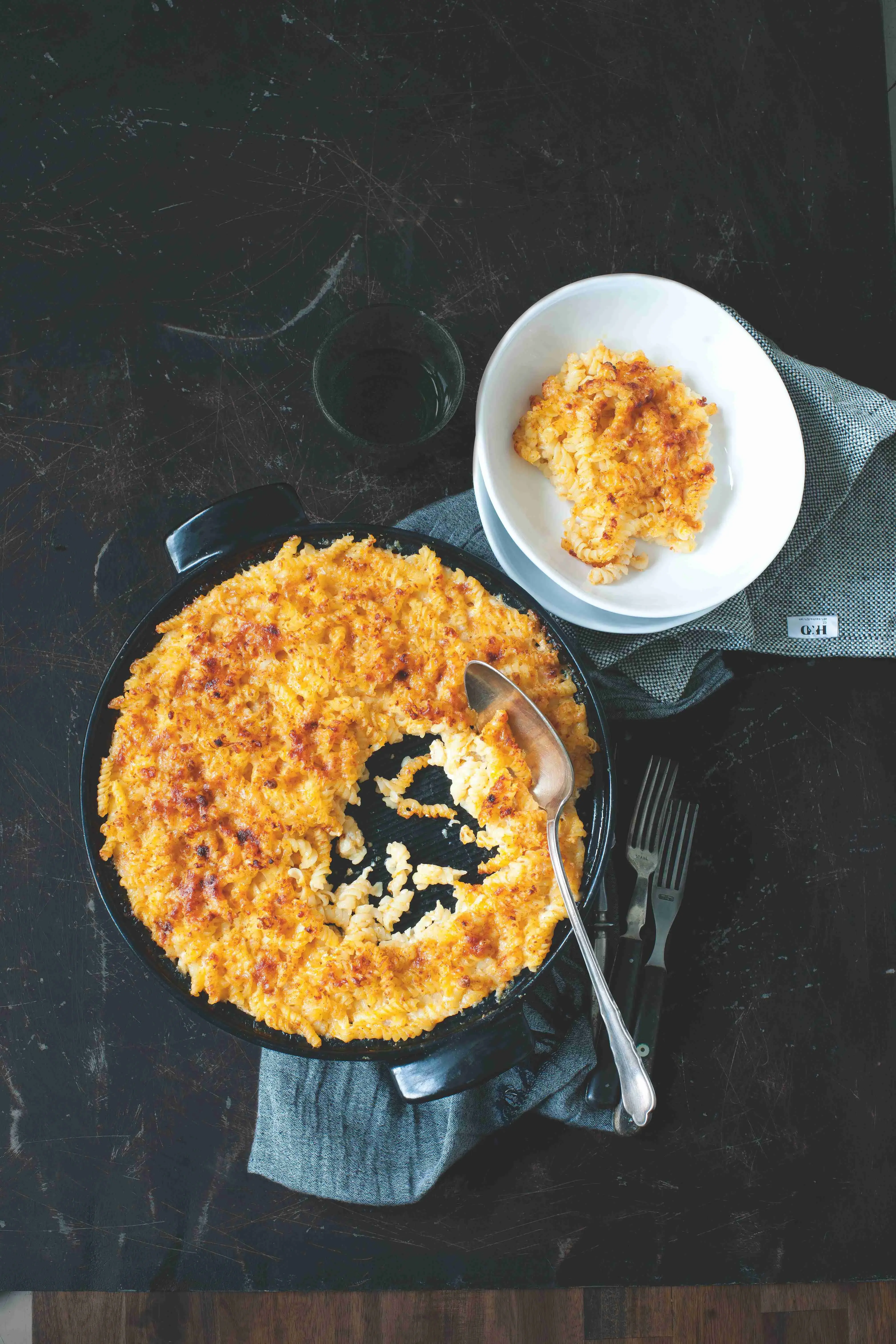 Zapečené těstoviny se sýrem (mac and cheese)
