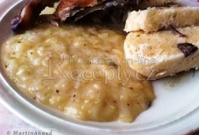 Cuketové zelí (Sweet-and-Sour Courgette Cabbage)