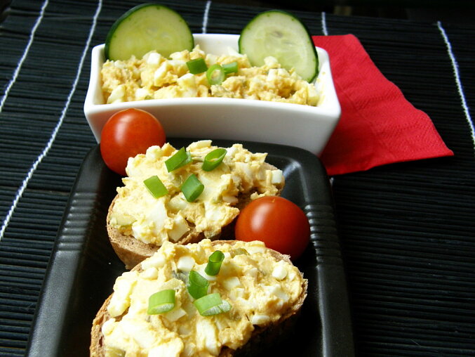 Quick Egg Spread with Mustard