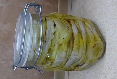 Nakládaný hermelín po hospodsku