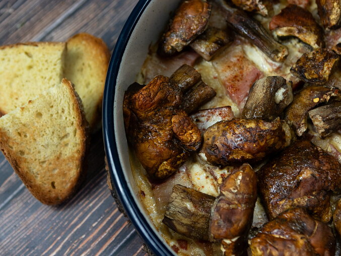 Kadlík's Baked Mushrooms with Smoked Meat