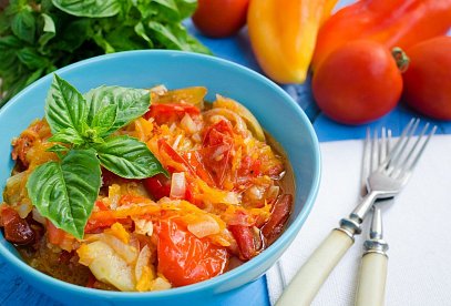 Authentic Hungarian Lecho (Pepper and Tomato Stew)