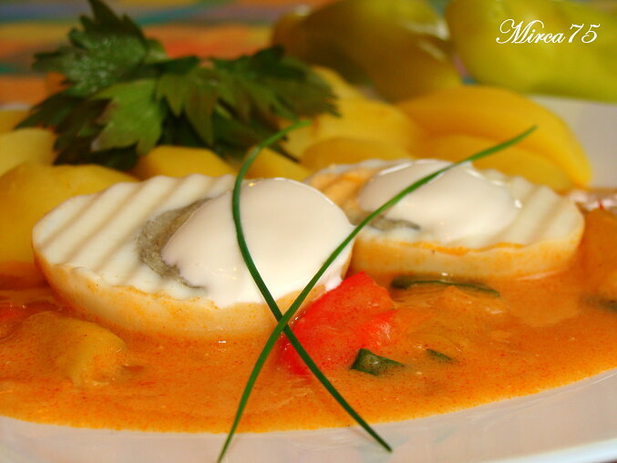 Paprika Perkelt with Boiled Eggs