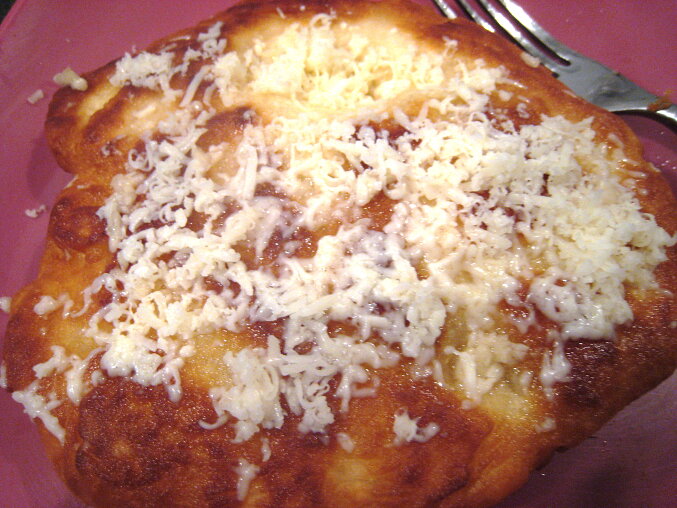 Hungarian Fried Flatbread (Langoš)