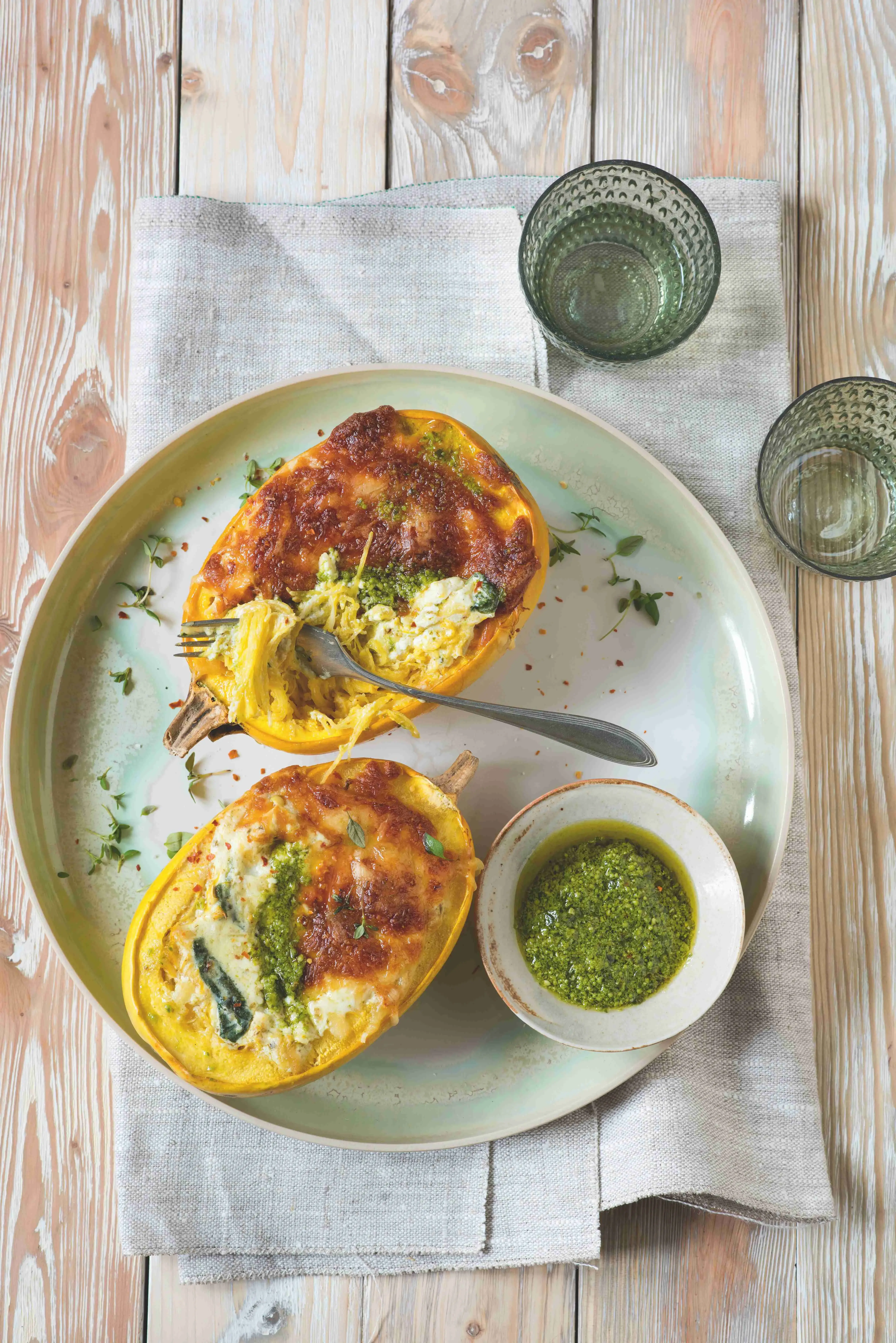 Baked Spaghetti Squash with Cheese and Spinach