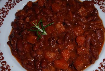 Bean Ragout with Vegetables and English Bacon