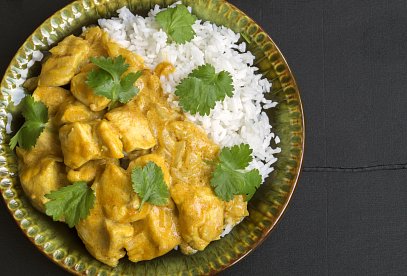 Chicken Breast with Curry and Cream