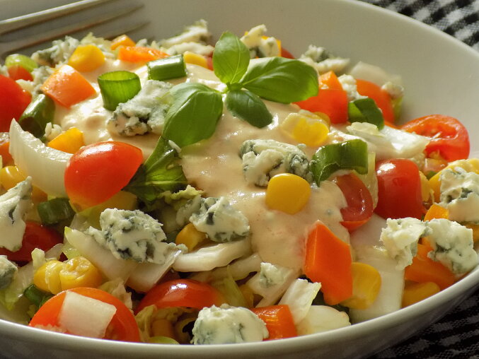 Colourful Vegetable Salad with Niva (Czech Blue Cheese) and a Lightly Spicy Dressing