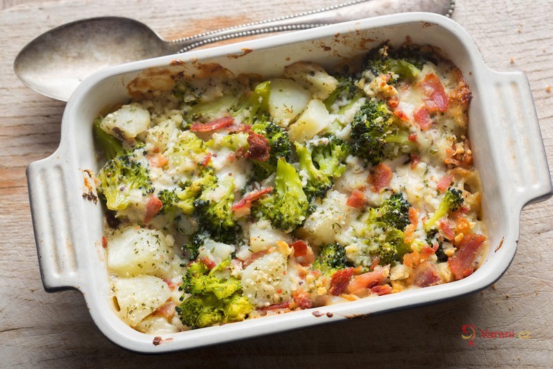 Creamy Chicken Medallions with Broccoli