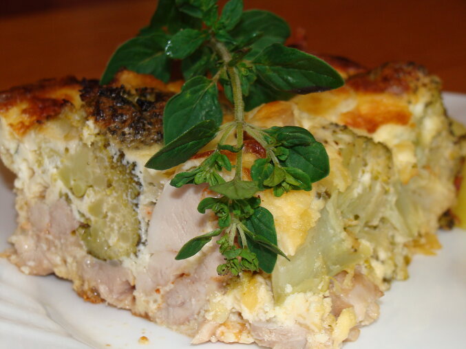 Baked Broccoli and Chicken with Sour Cream