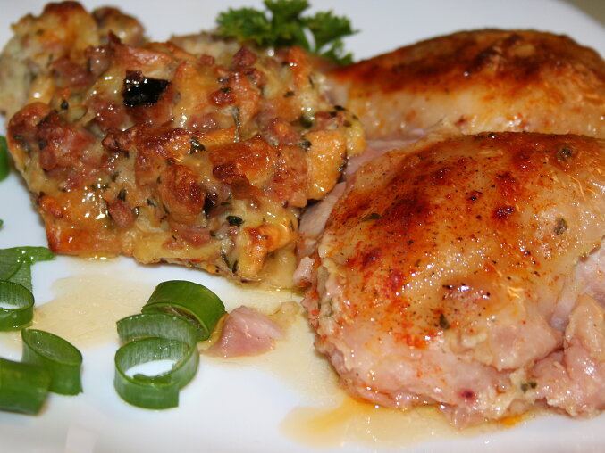 Baked Chicken with Bread Stuffing