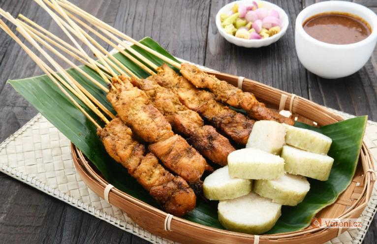 Indonesian Chicken Satay (Sate Ayam) with Peanut Sauce
