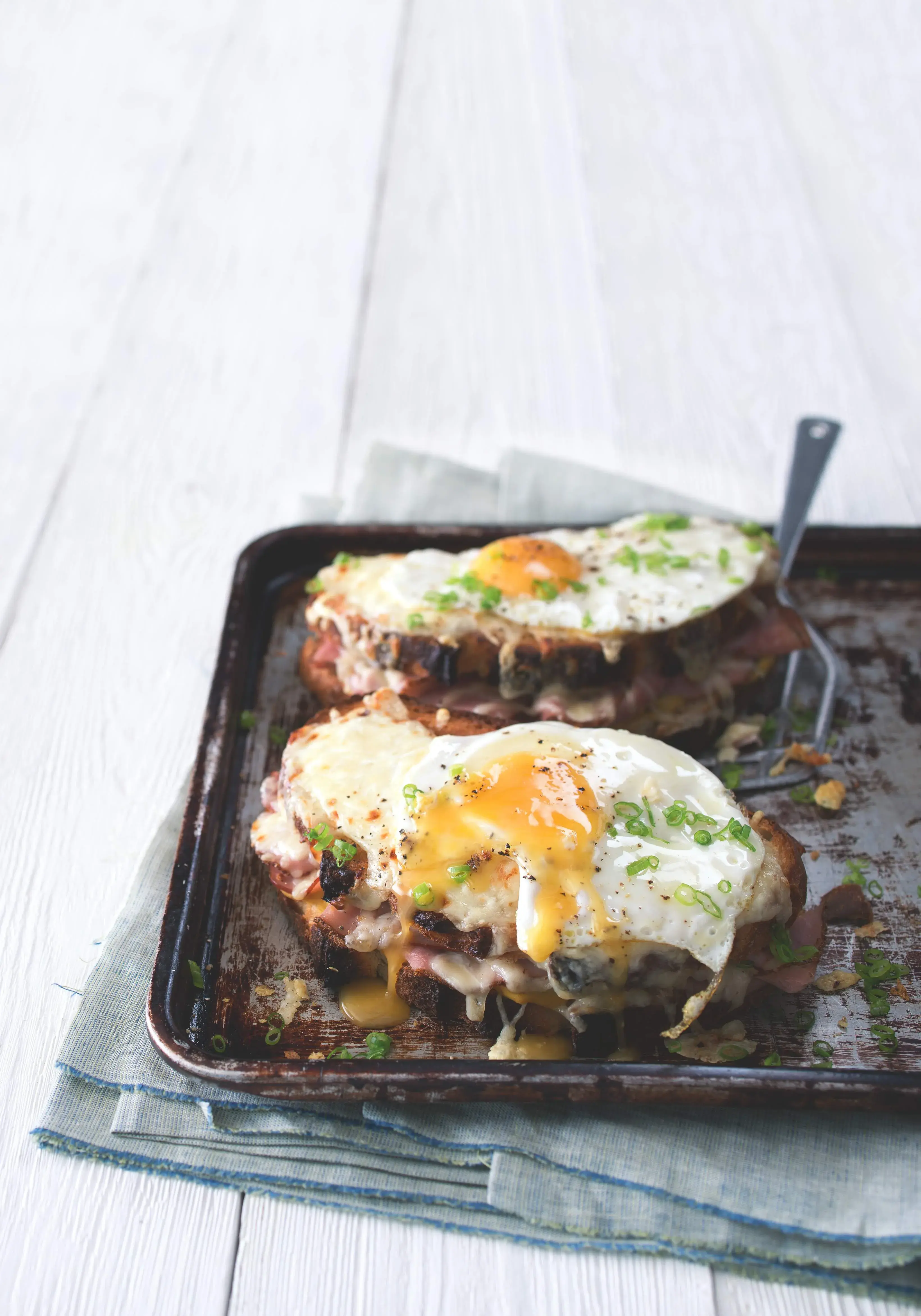 Rychlý sendvič croque madame