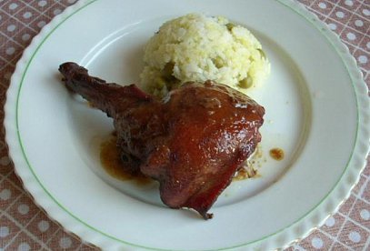Kachna na medu se zázvorem (Honey-Glazed Duck with Ginger)