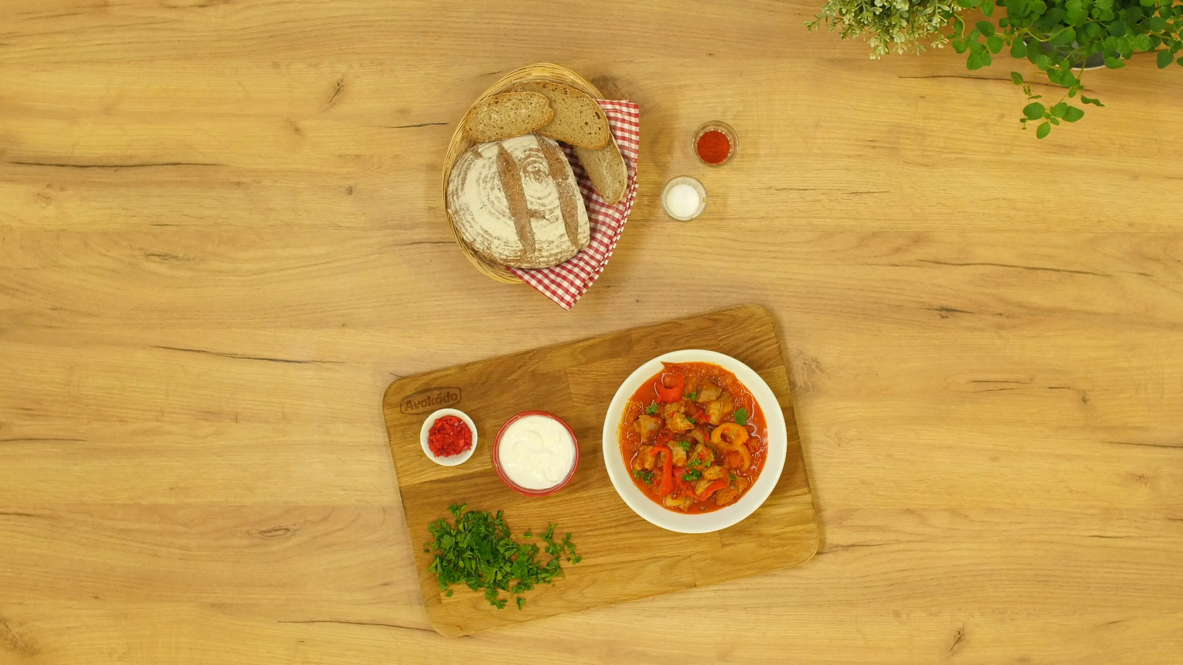 Turkey Perkelt with Peppers and Tomatoes