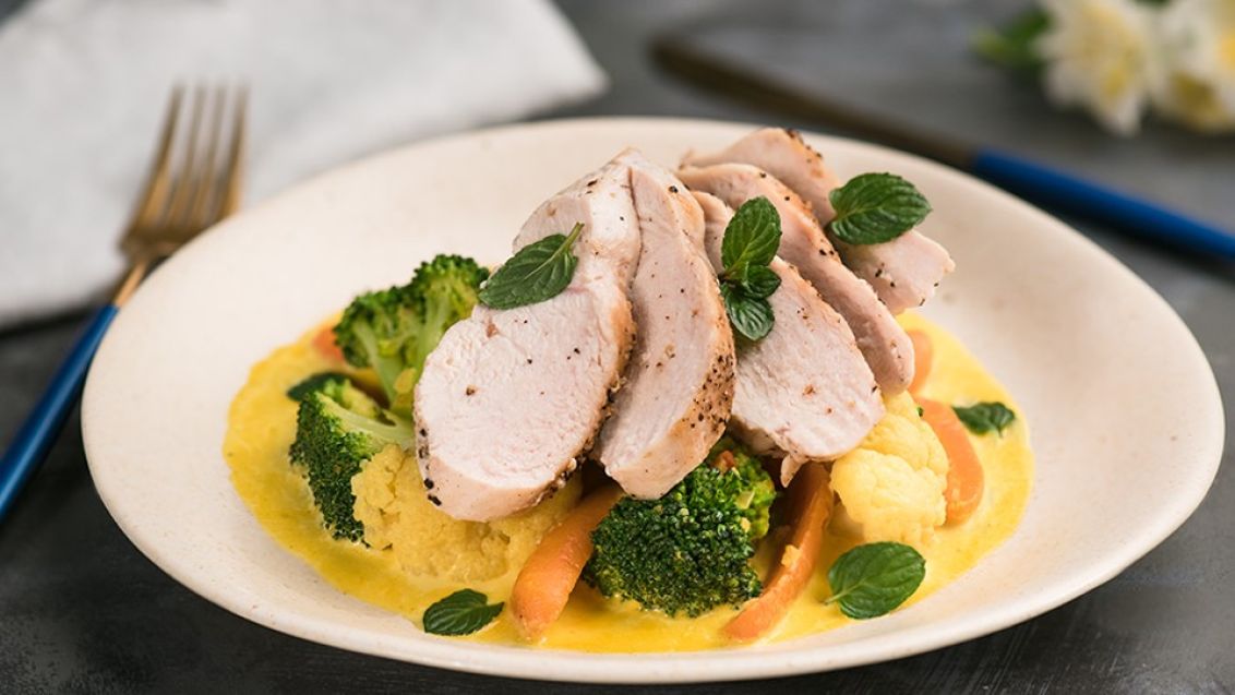 Sautéed Chicken Breasts with Curried Vegetables