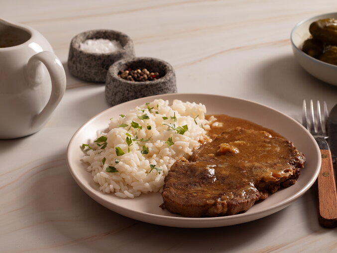 Braised Beef Rump Steak with Mustard
