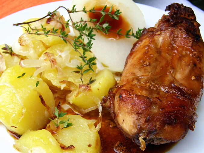 Game-Style Rabbit with Pear (Králík na divoko)