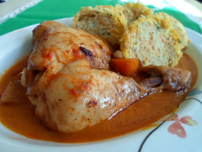 Chicken Chunks Braised Hunter's Style