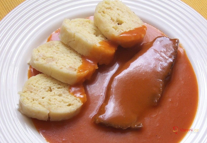 Rajská (Czech Beef in Tomato Sauce)