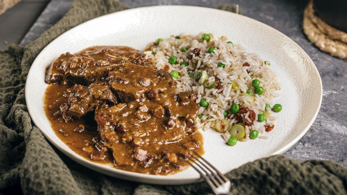 Braised Beef Rump with Bacon and Rosemary