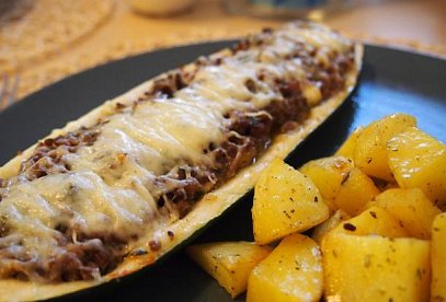 Courgettes Stuffed with Minced Meat