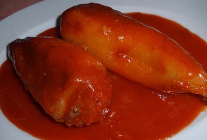 Baked Stuffed Peppers in Tomato Sauce