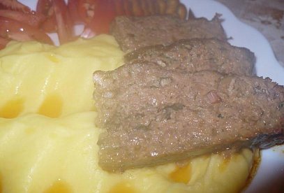 Houbové karbanátky (Czech Mushroom and Minced Meat Patties)