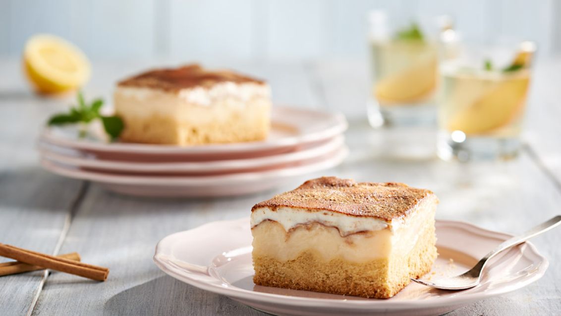 Fluffy Cream Dessert with Vanilla Pudding