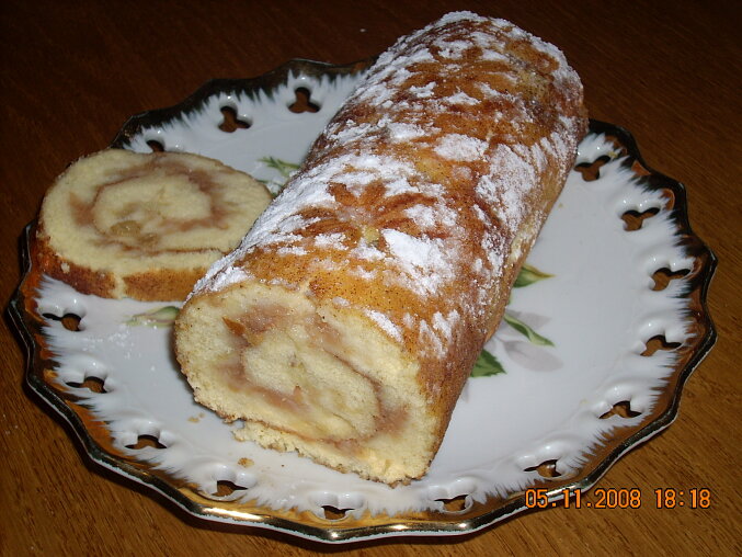 Quick Apple Roll