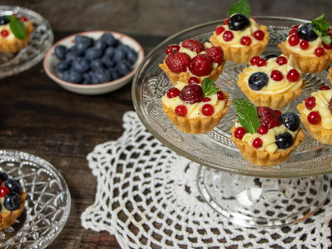 Czech Jelly Tartlets