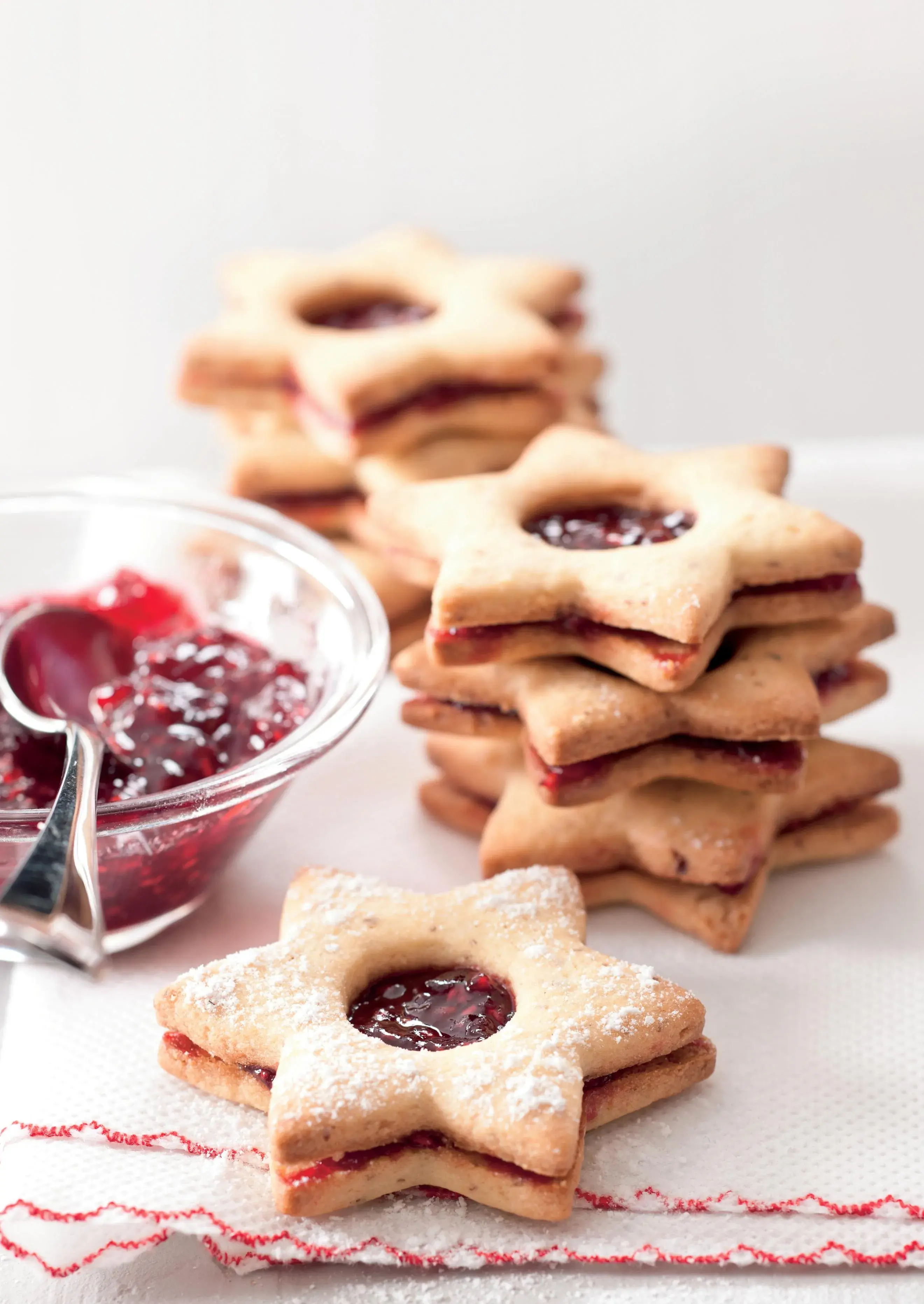 Gluten-Free Linzer Biscuits (Linecké Cukroví)