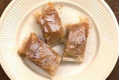 Classic Apple Strudel with Puff Pastry