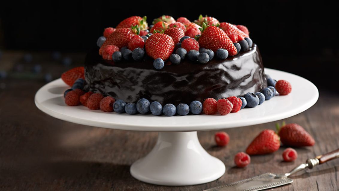 Chocolate Cake with Cherry Filling