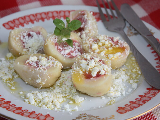 Quick Fruit Quark Dumplings