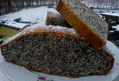 Moist Poppy Seed Cake