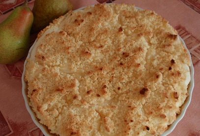 Vynikající hruškový (jablečný) koláč s tvarohem a drobenkou