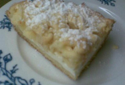 Apple and Quark Cake