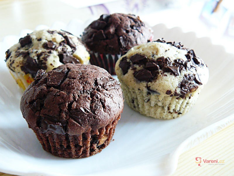 Muffins with Chocolate Chunks