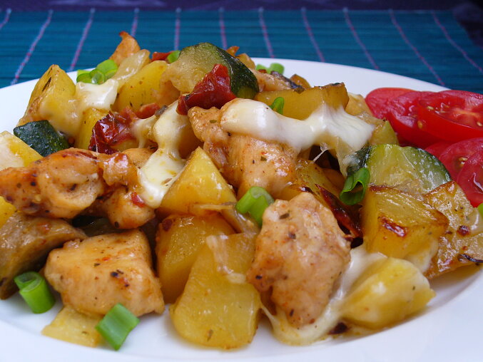 Baked Chicken with Potatoes, Courgette and Mushrooms