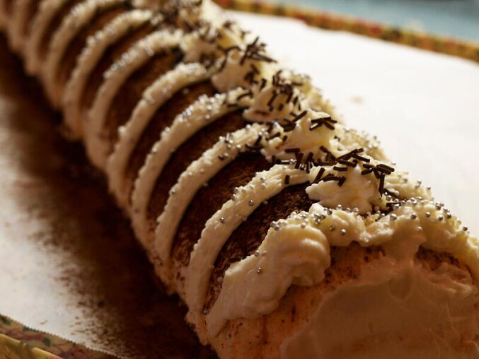 Tiramisu Roll with Mascarpone