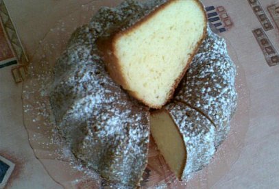 Tvarohová Bábovka (Czech Quark Bundt Cake) – Quick and Diet