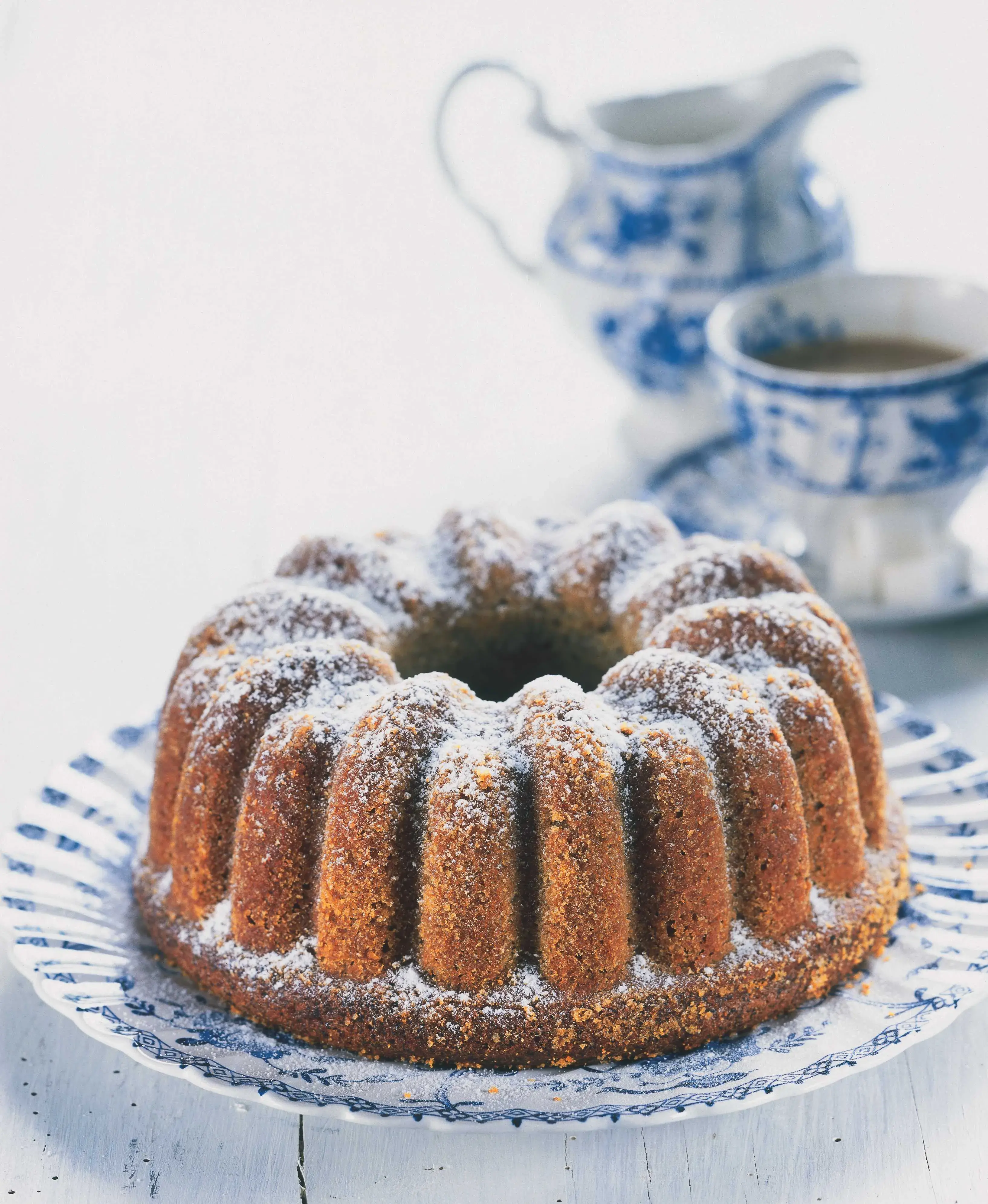 Maková bábovka (Czech Poppy Seed Bundt Cake)