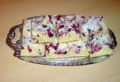 Bublanina with Crumble Topping (Czech Fruit Sheet Cake)