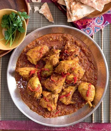 Chicken Madras (Indian One-Pot Curry)
