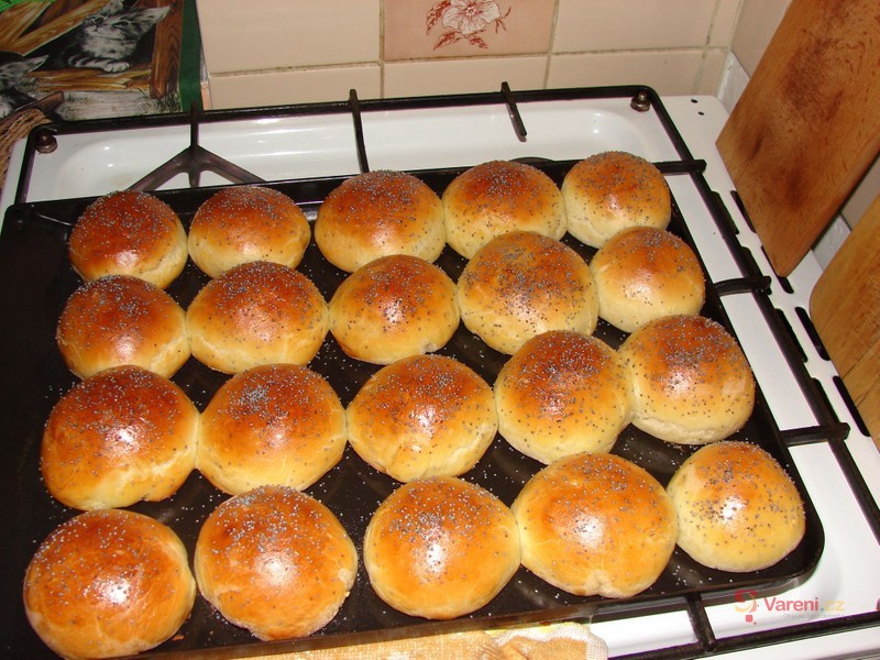Kolínské řepánky s červenou řepou a mákem