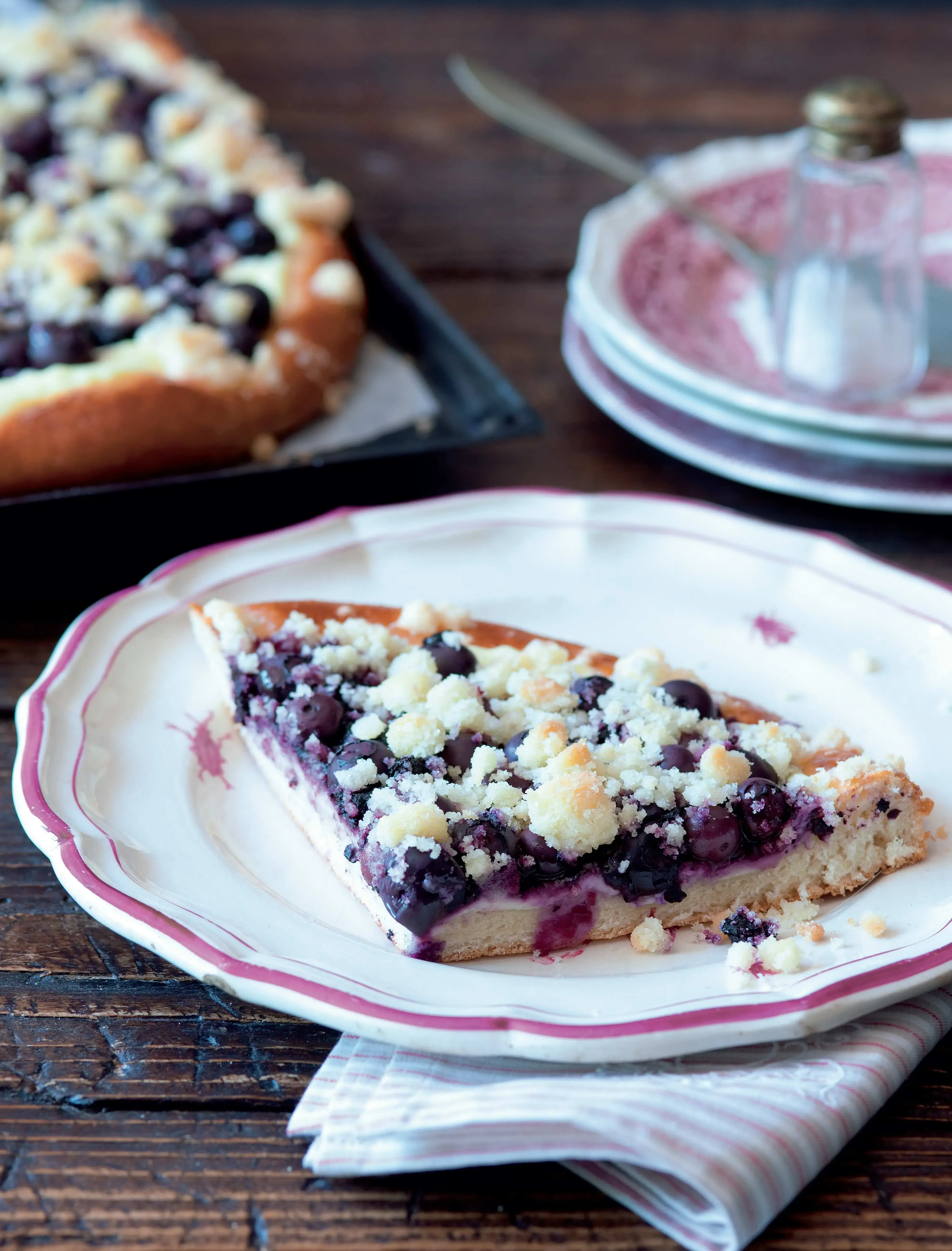Blueberry Yeast Cake with Crumble
