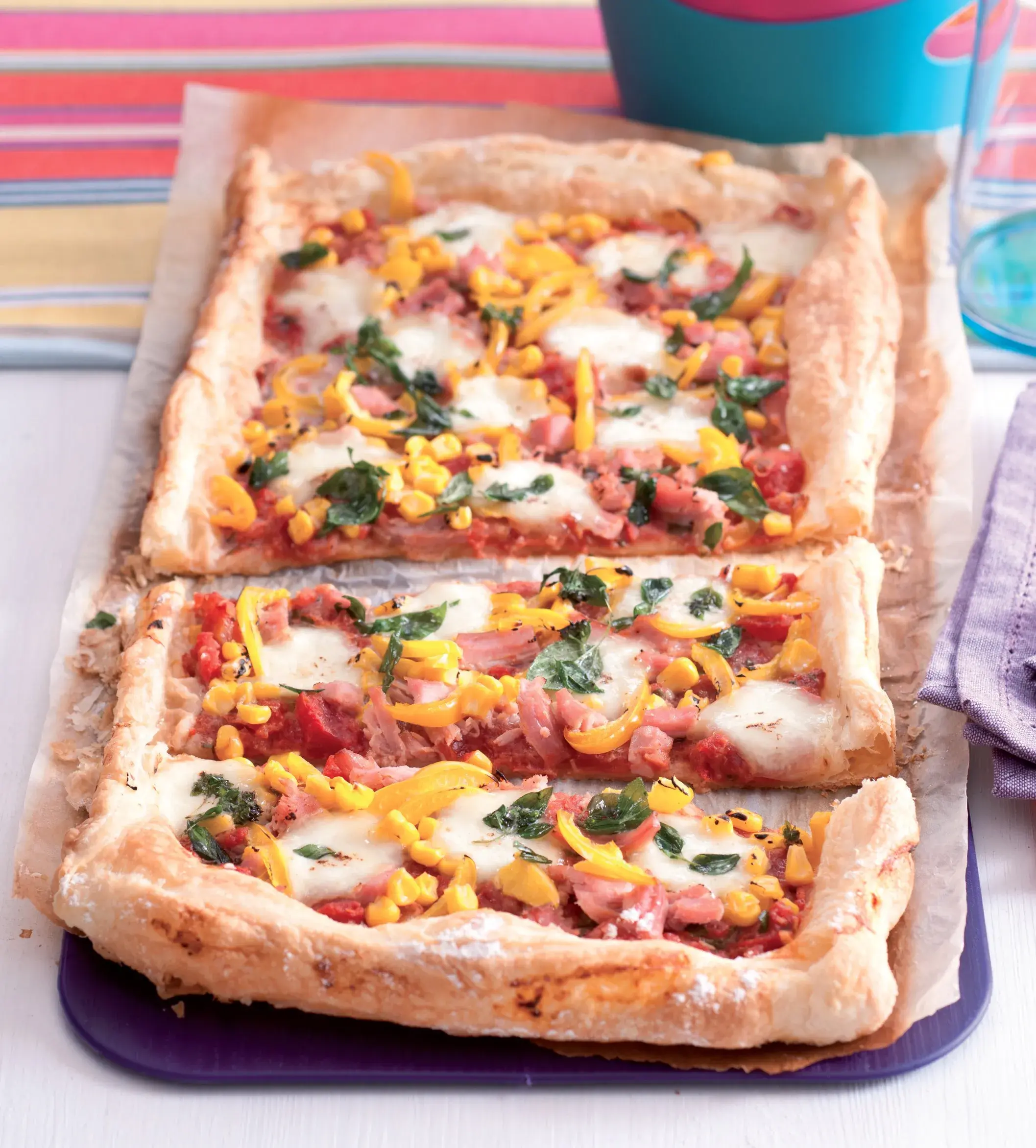 Pizza koláč z listového těsta