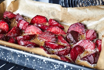Roasted Beetroot with Garlic and Feta